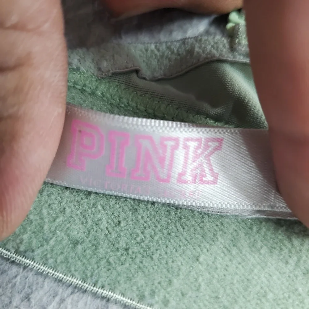 PINK Women Bra 32A Green T Shirt Wireless Strap Adjustable